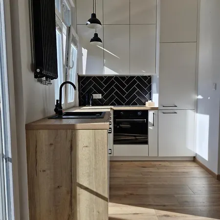 Sloneczna Kawalerka Abrahama Апартаменты Гдыня